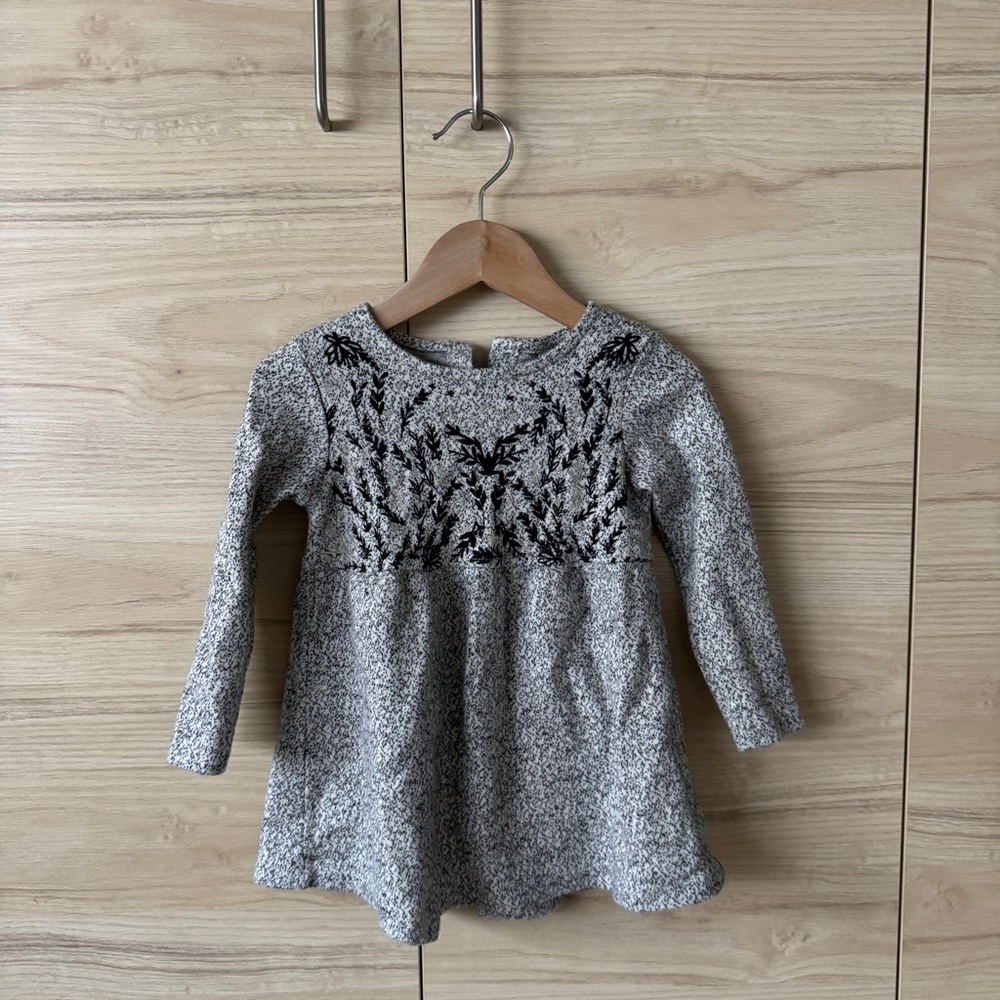 Zara Gray and Black Patterned Long Sleeve Dress